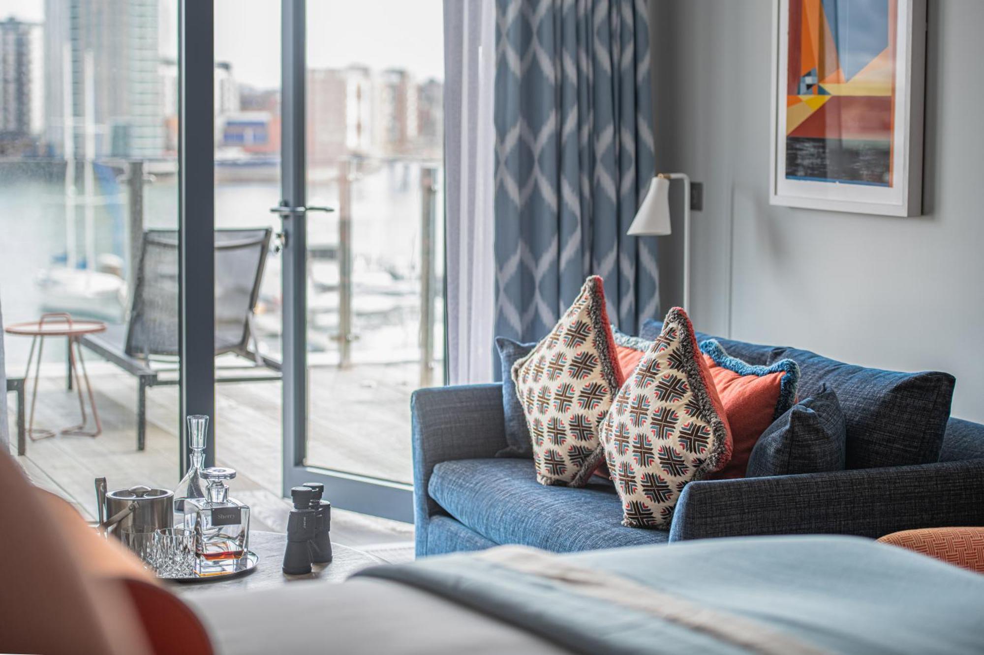 Harbour Hotel & Spa Southampton Zewnętrze zdjęcie A guest room at the Hotel Commonwealth